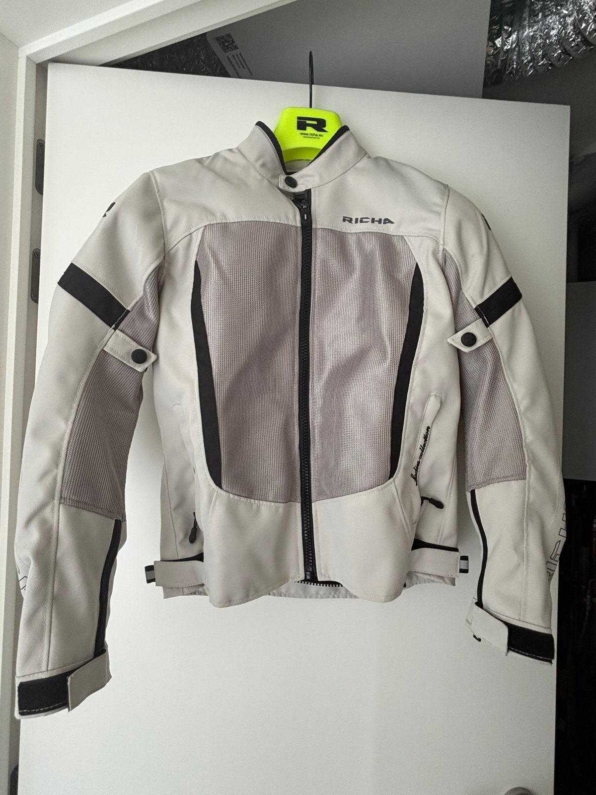 Richa dames motorjas zomer, Motoren, Kleding | Motorkleding, Ophalen, Dames