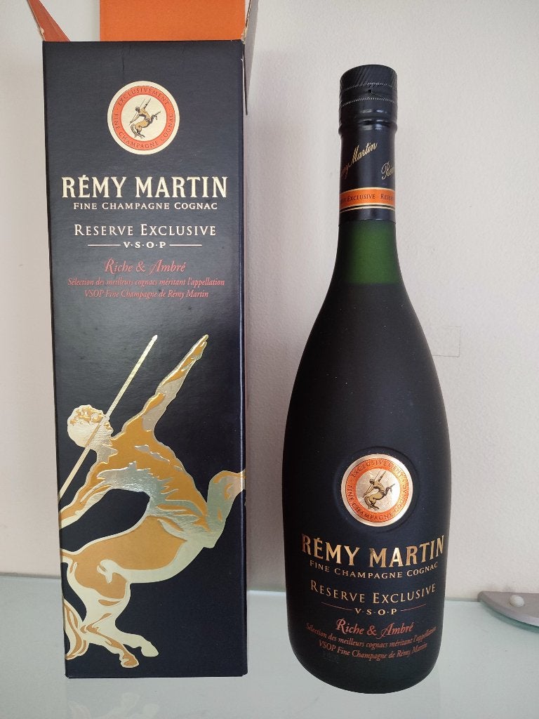 Fine Champagne Cognac Rémy Martin Réserve exclusive NEUF, Neuf, Pleine, Enlèvement, Autres types