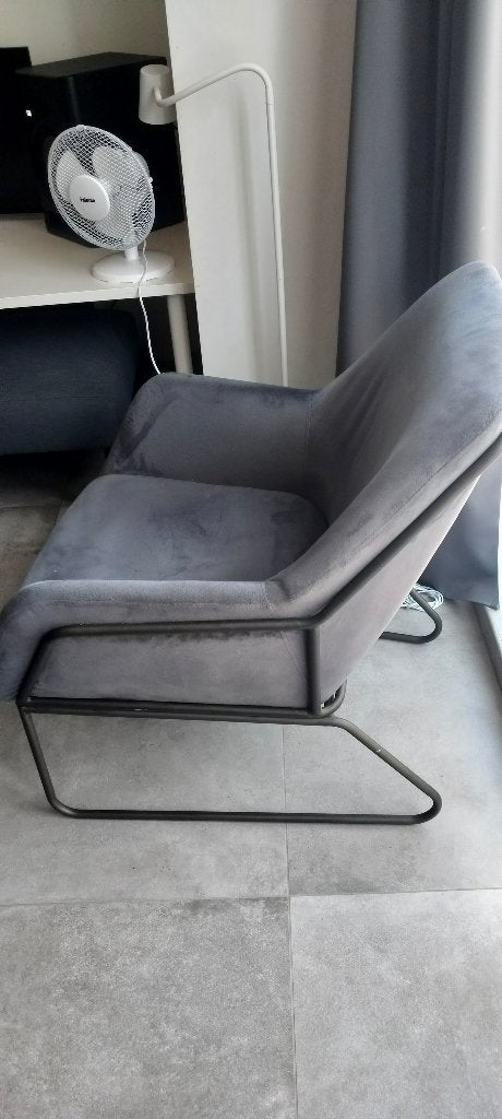 Fauteuil gris moderne, Maison & Meubles, Tissus, Moins de 75 cm, Enlèvement, Utilisé
