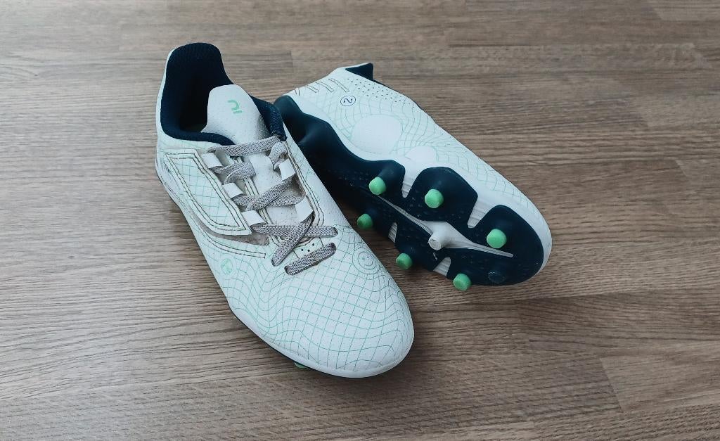 Chaussure de football Kipsta Viralto blanche pour enfants, Garçon ou Fille, Kipsta, Enlèvement, Utilisé