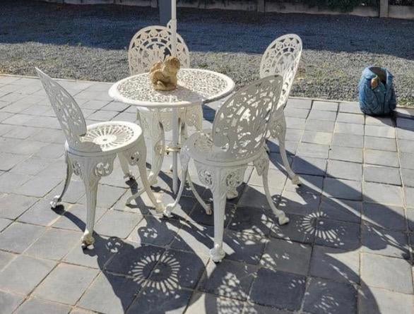 Gietijzeren tuinset prima staat, Tuin en Terras, Ophalen, Zo goed als nieuw, Tuinset
