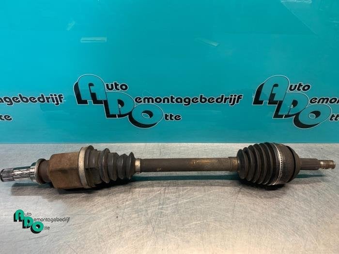 Arbre de transmission avant gauche d'un Dacia Logan (Logan 1, Dacia, -, 3 mois de garantie, Utilisé