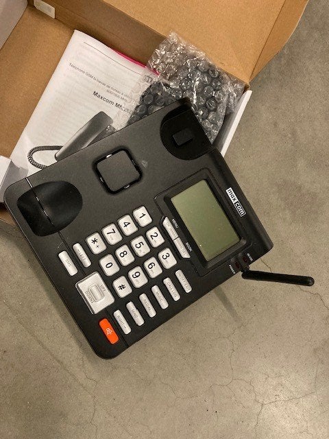 Maxcom MM28 vaste telefoon met SIM-kaart, Ophalen of Verzenden, Zo goed als nieuw, 1 handset