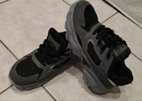 Veiligheidsschoenen * generiek -- maat 40 - zelden gedragen, Ophalen of Verzenden, Gebruikt, Heren, Schoenen