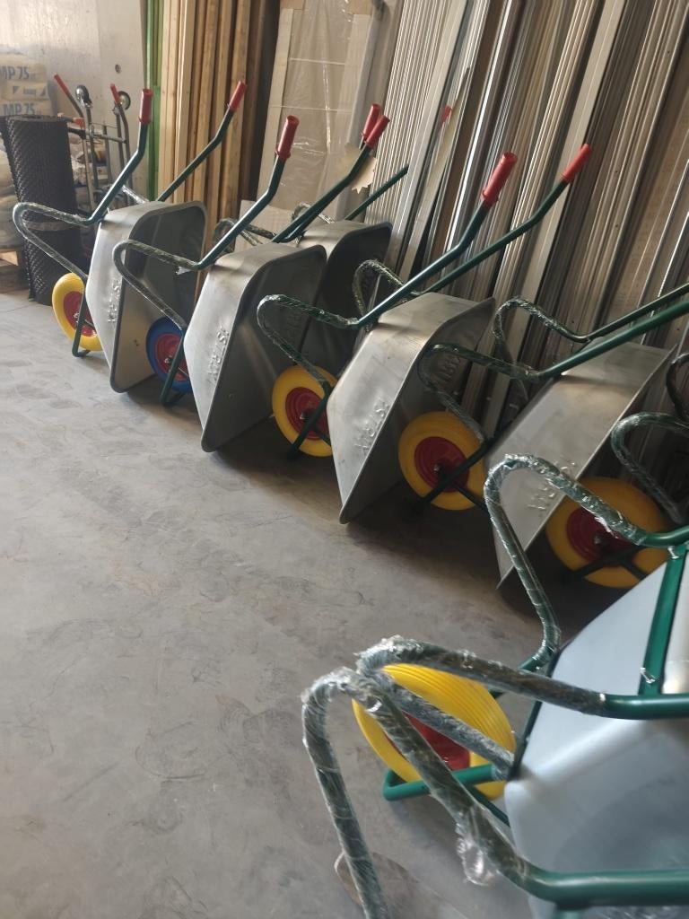 100l galva kruiwagen met massieve wielen, Ophalen, De mons 164c, Nieuw, Bricoquievrain@gmail.com