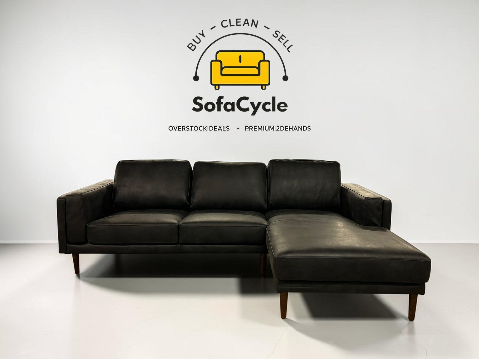 Fauteuil d'angle en cuir noir, angle R — overstock, Neuf, Enlèvement ou Envoi, SofaCycle, Info@sofacycle.be