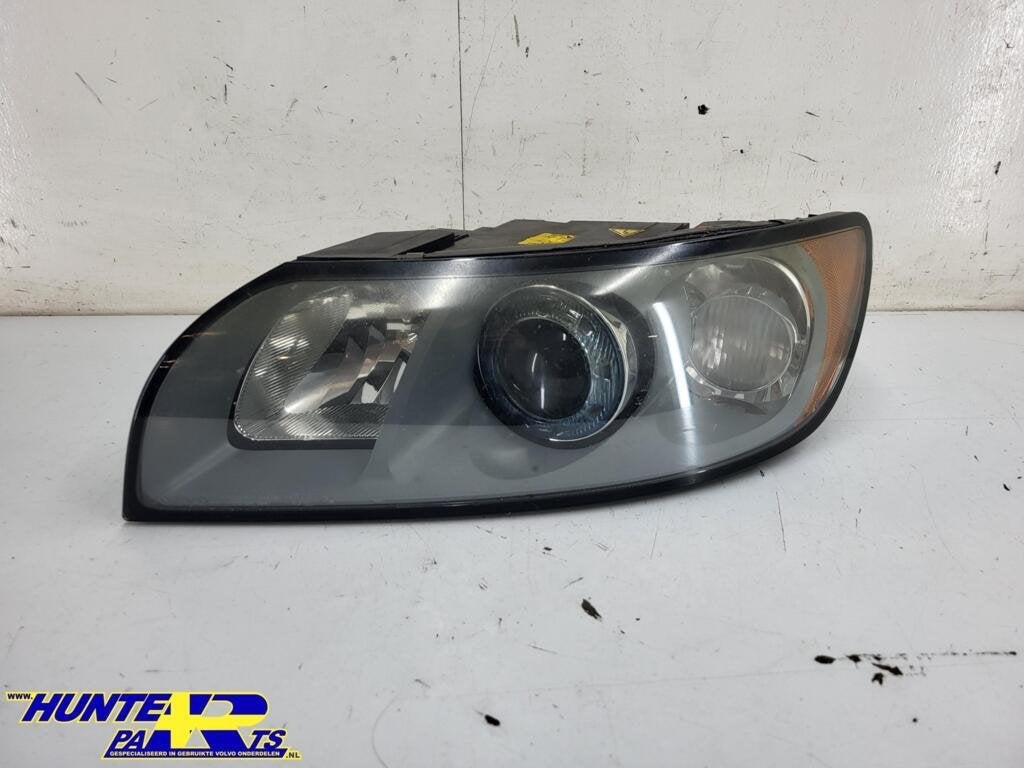 Koplamp xenon L Volvo V50 ('04-'07) 30698889, Gebruikt, Ophalen of Verzenden, Volvo, Volvo
