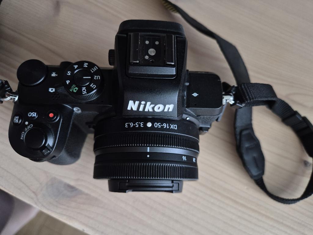 Nikon Z 50 camera en Nikkor DX 16-50mm f 3.5-6.3 VR lens, Audio, Tv en Foto, Fotocamera's Digitaal, Nieuw, Nikon, Ophalen