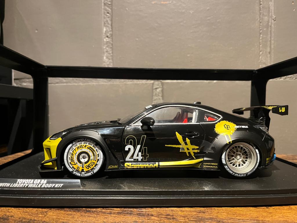 Liberty Walk Toyota GR86, Hobby en Vrije tijd, Modelauto's | 1:18, Ophalen, Zo goed als nieuw, Solido
