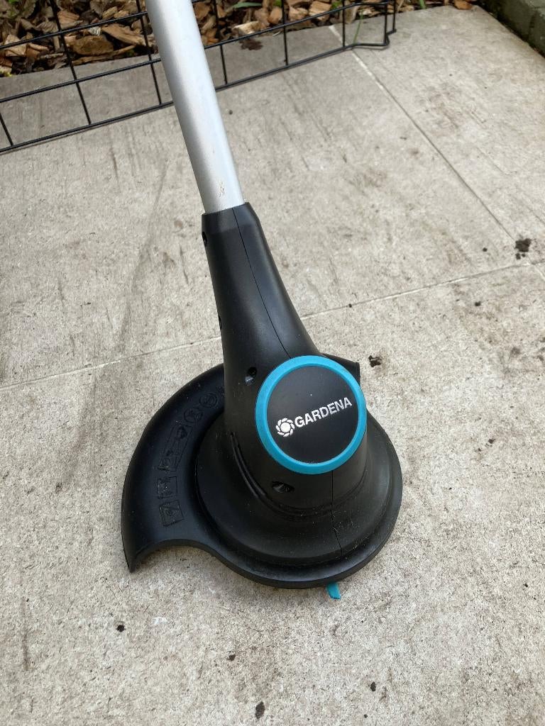 Gardena SmallCut 23/18V kantenmaaier op batterij, Enlèvement, Utilisé, Électrique, Gardena