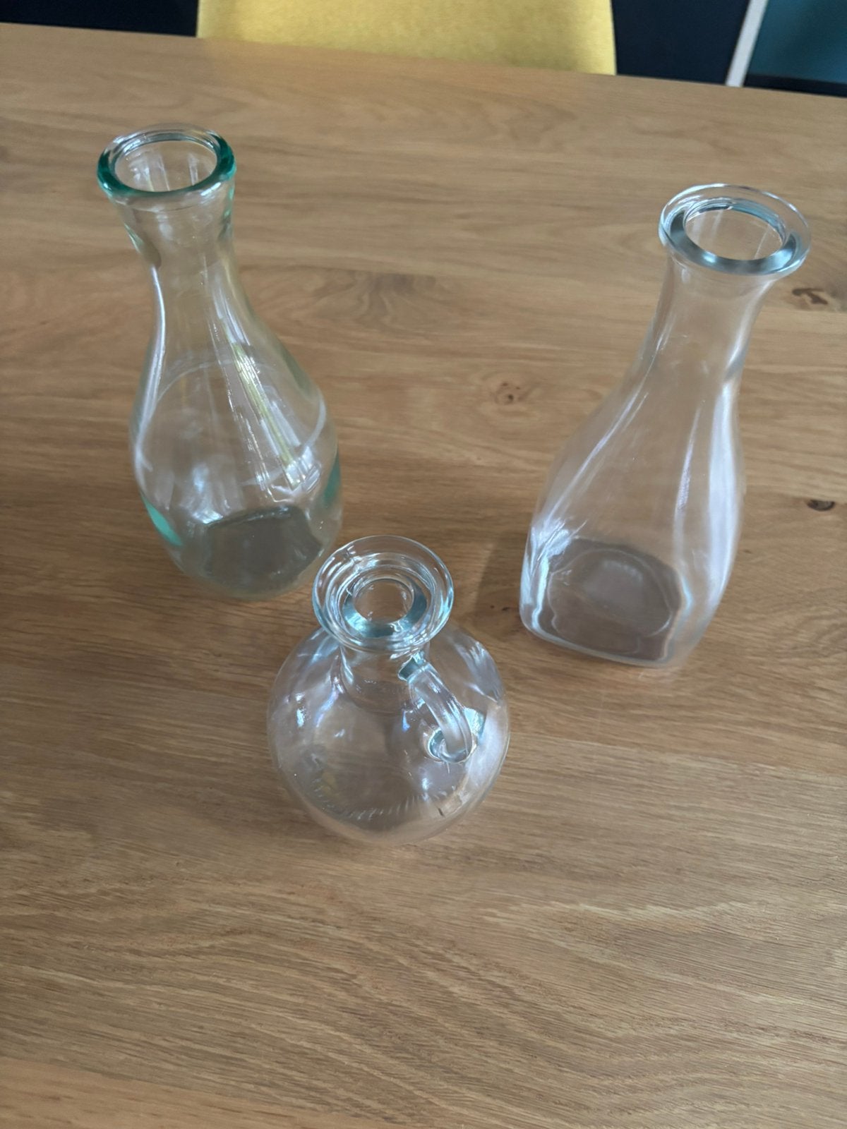 Set van 3 kleine leuke vaasjes / flesjes, Huis en Inrichting, Transparant, Ophalen of Verzenden, Geschikt voor buiten, Glas