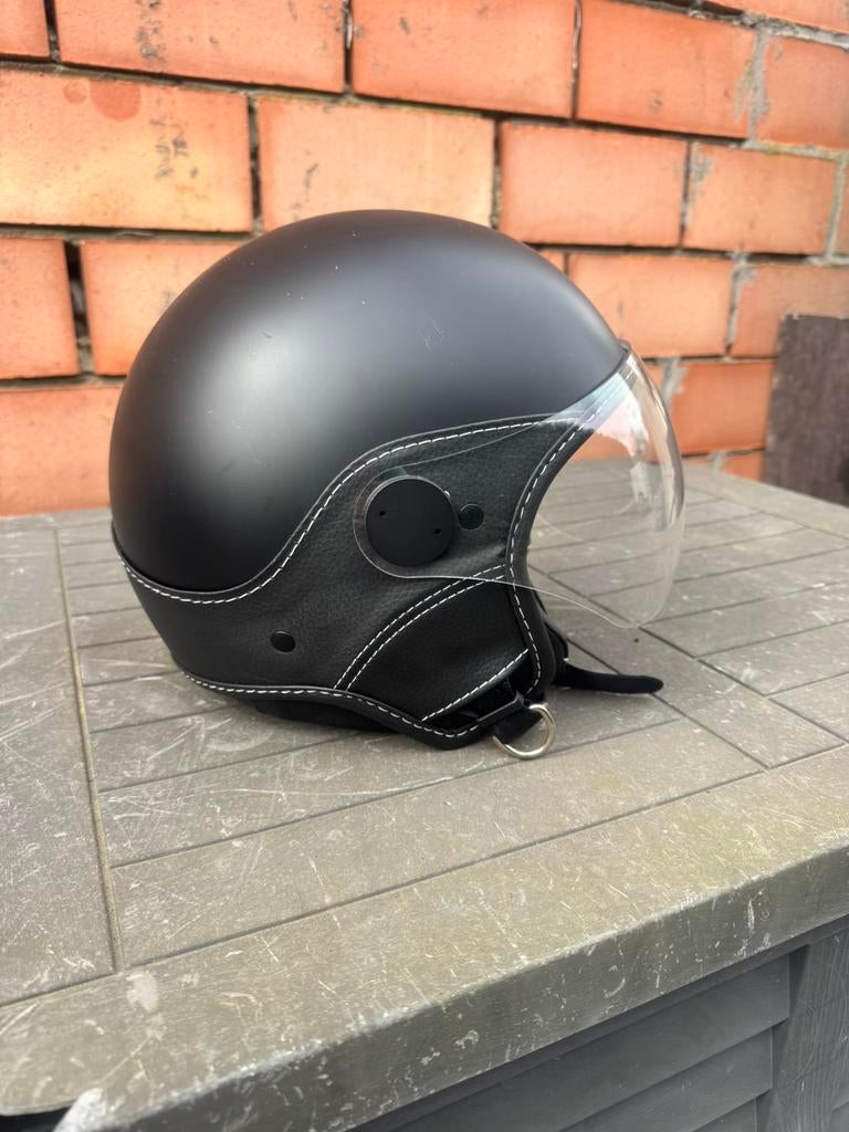 Vespa helm, Ophalen, Zo goed als nieuw