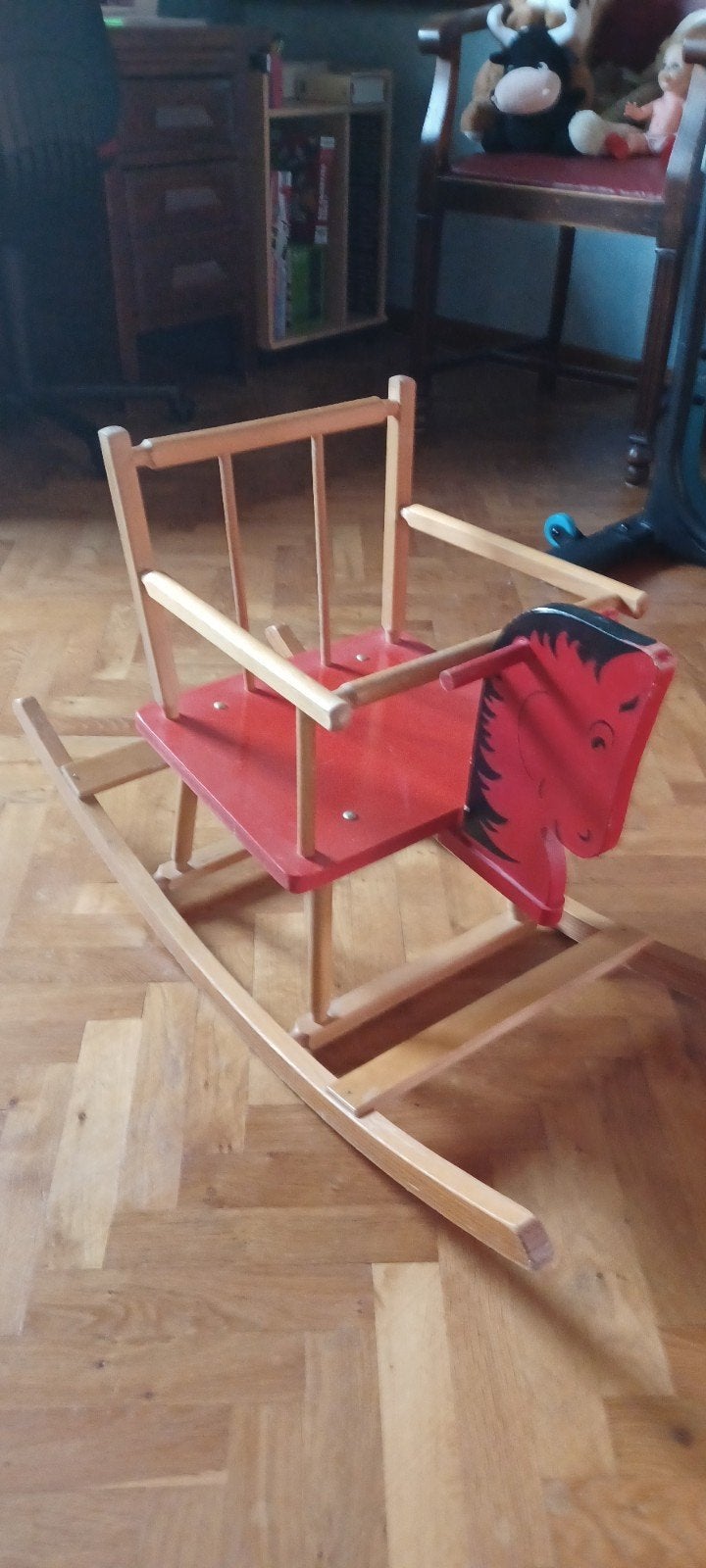 cheval bascule en bois, Enlèvement, Utilisé