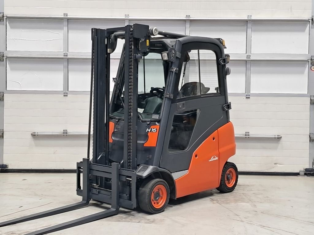 Linde H16D-01, Articles professionnels, Machines & Construction | Chariots élévateurs & Transport interne, 1000 à 2000 kg, Diesel