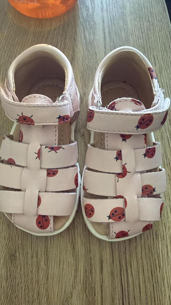 Nieuwe sandalen maat 22, Kinderen en Baby's, Ophalen, Schoentjes, Meisje, Nieuw