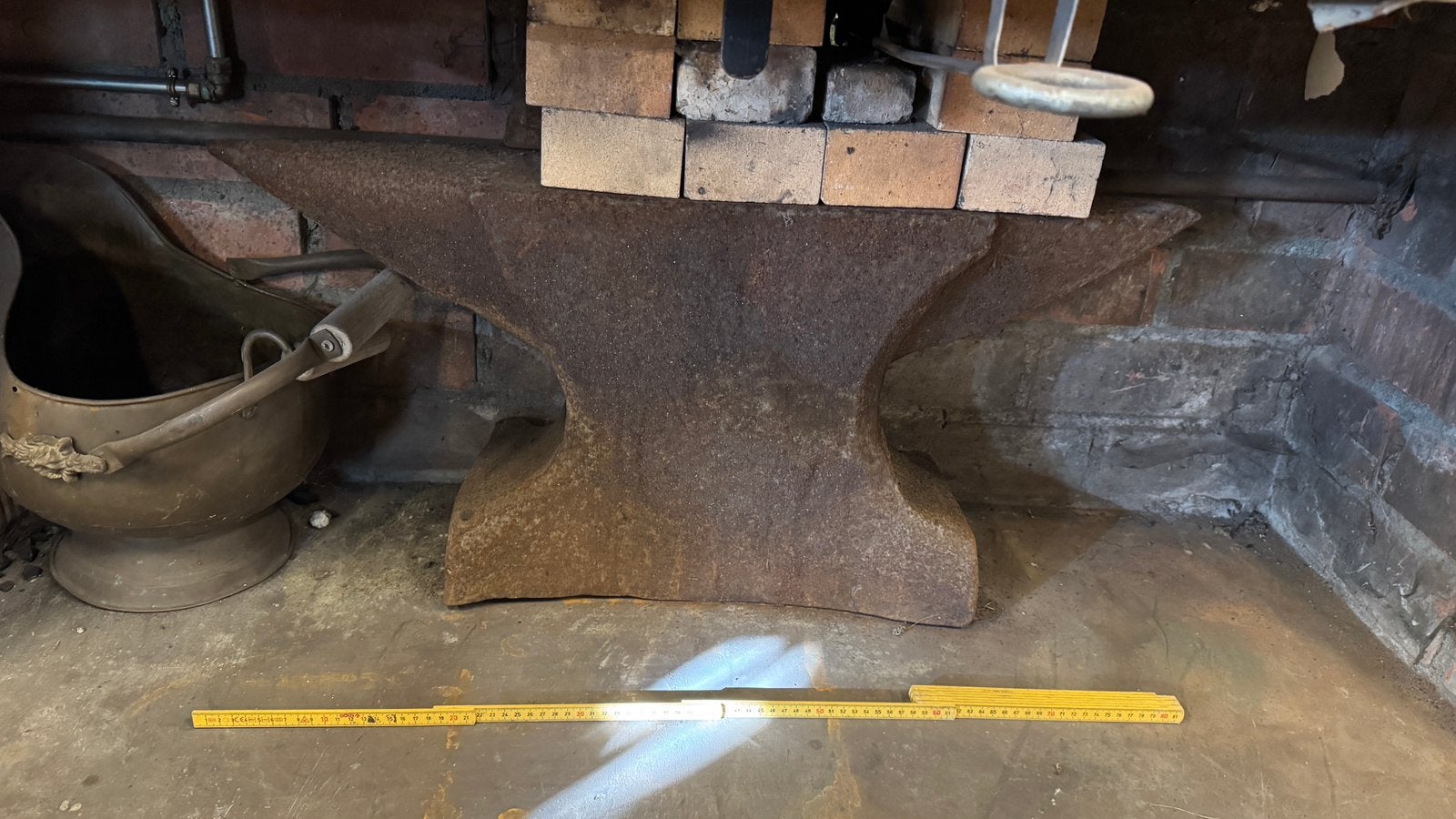 Aambeeld, Doe-het-zelf en Bouw, Ophalen