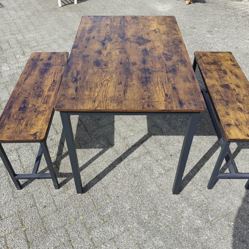 Table avec bancs, Maison & Meubles, 100 à 150 cm, Quatre personnes, Enlèvement, Utilisé