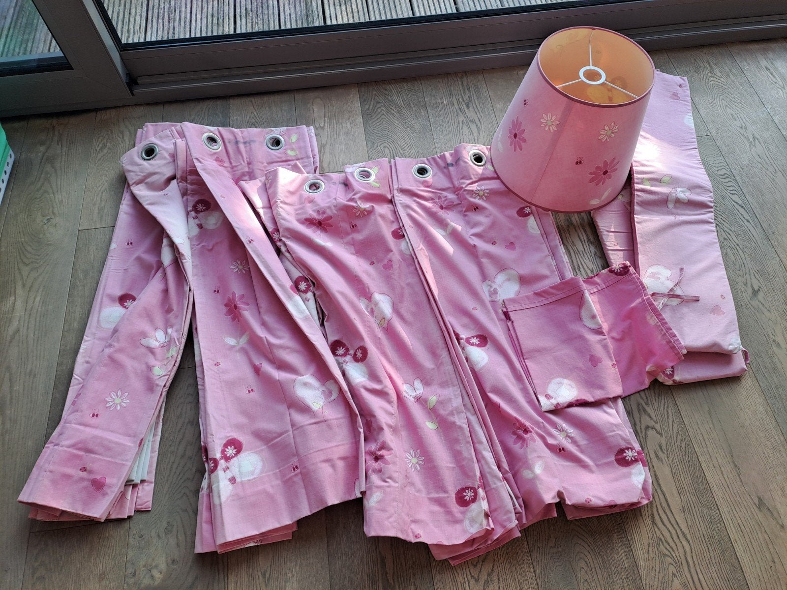gordijnen meisjes kamer + lampkap + lakens, Ophalen, 98 cm, Roze, 140 cm