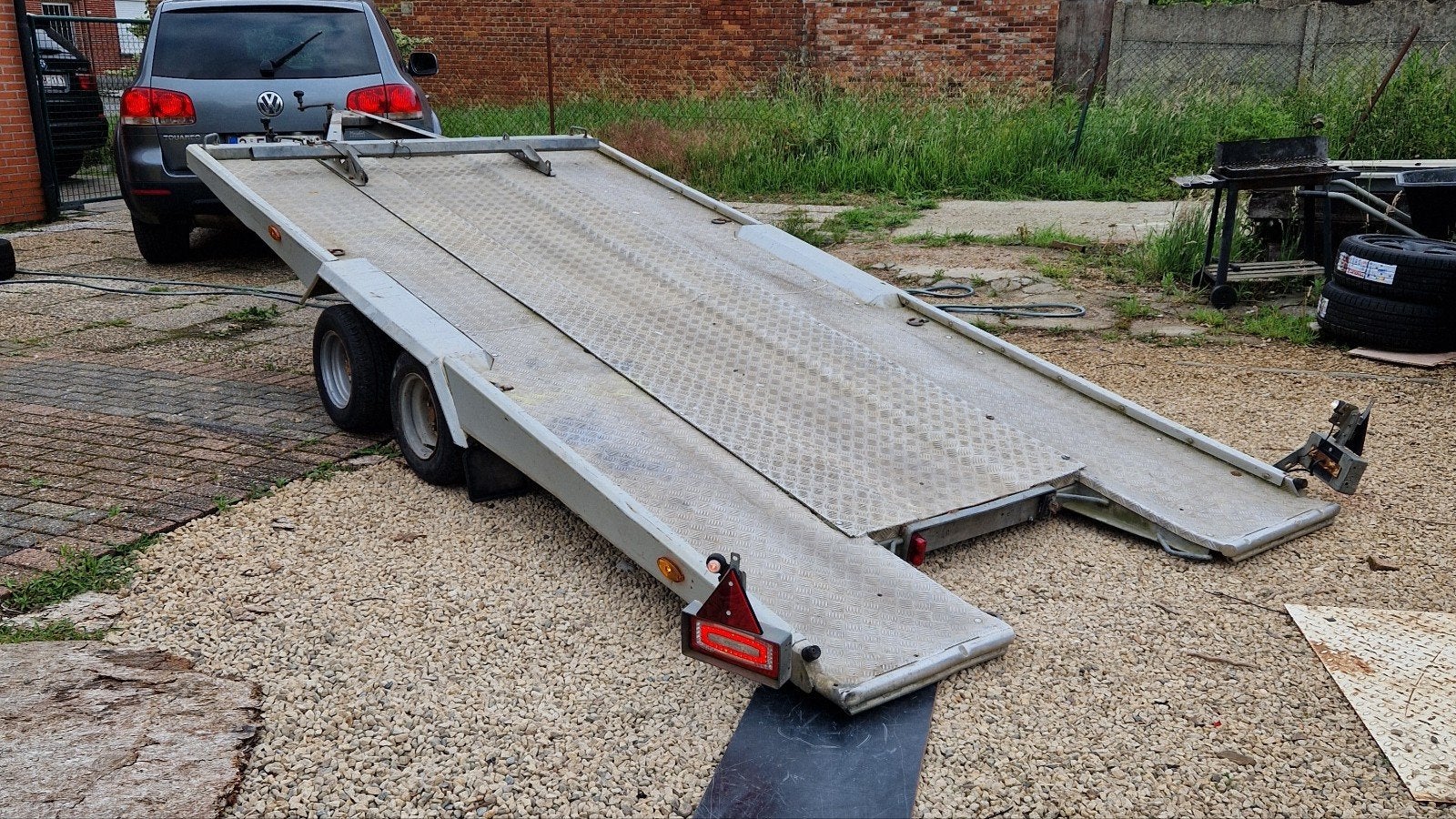 Algema Eder AT 3008 3000 kg, Enlèvement