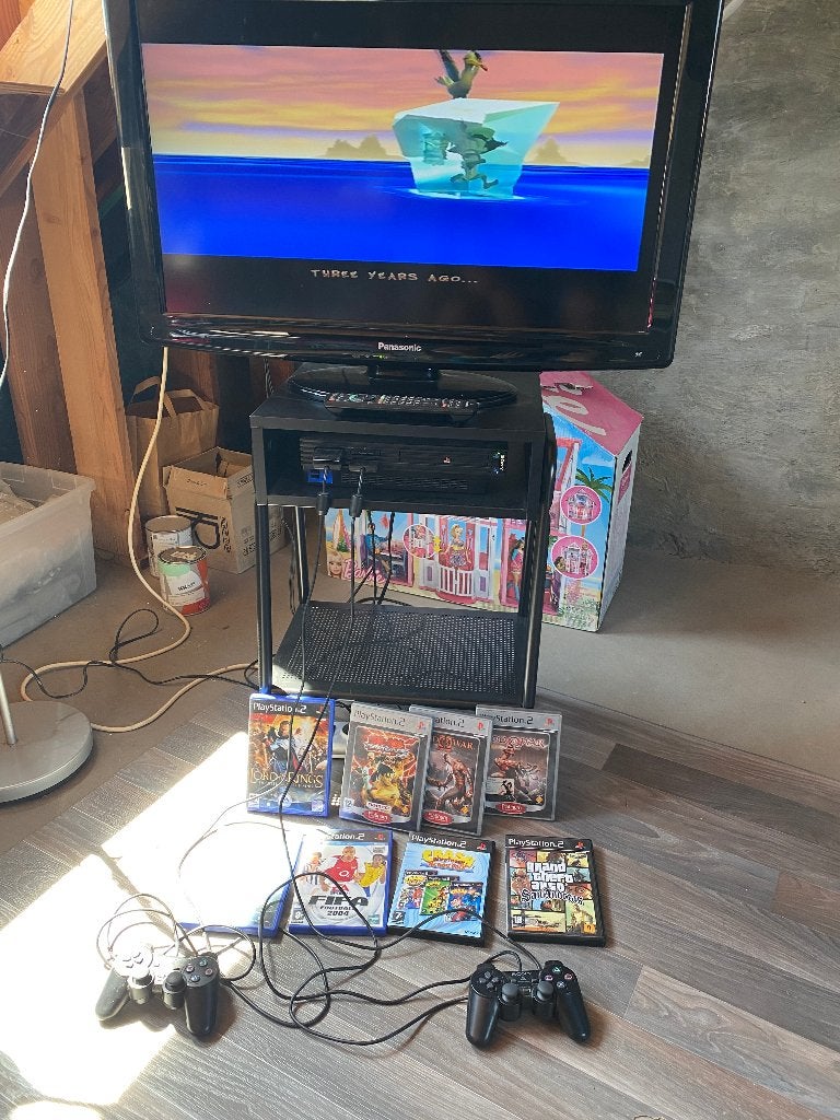 Retro gaming PS2 pakket te koop, Games en Spelcomputers, Spelcomputers | Sony PlayStation 2, Ophalen, Gebruikt, Met games, Met 2 controllers