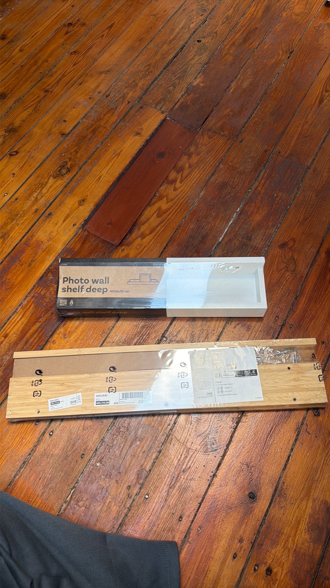 Photo wall shelf, Huis en Inrichting, Ophalen, Nieuw