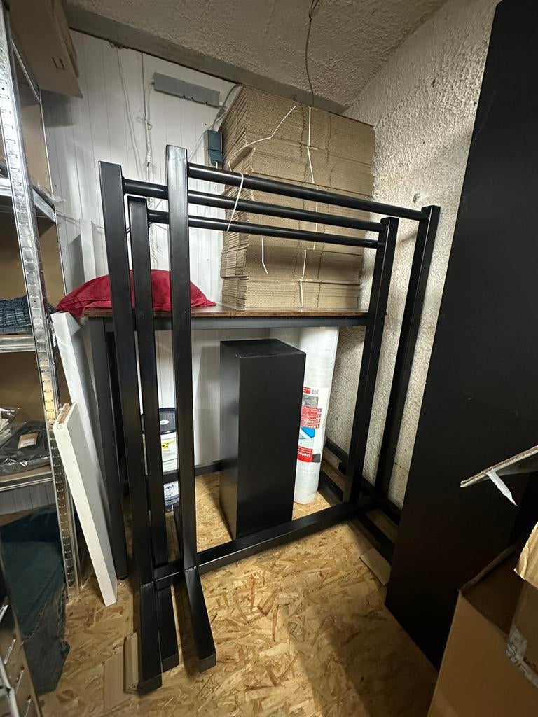 Zwarte kledingrekken (4 groot & 4 klein), Kleding | Dames, Kledingrekken, Gebruikt, Ophalen