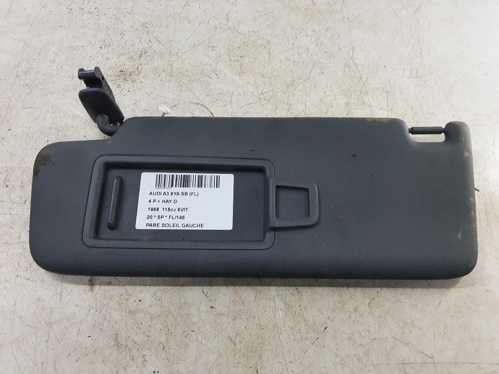 ZONNEKLEP LINKS Audi A3 Sportback (8YA) (01-2019/-), Gebruikt, Audi