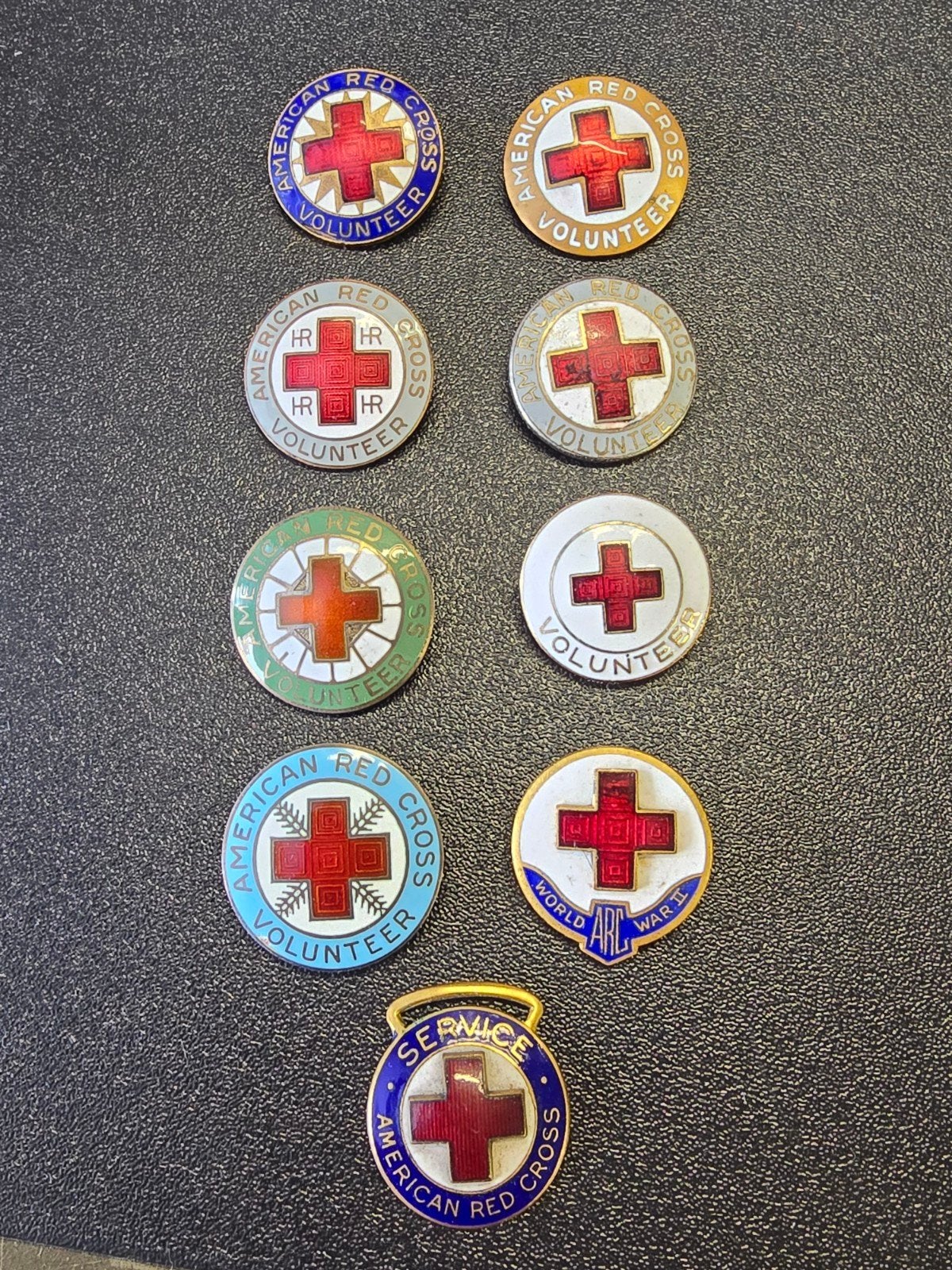 WWII US American red cross pins, Ophalen of Verzenden
