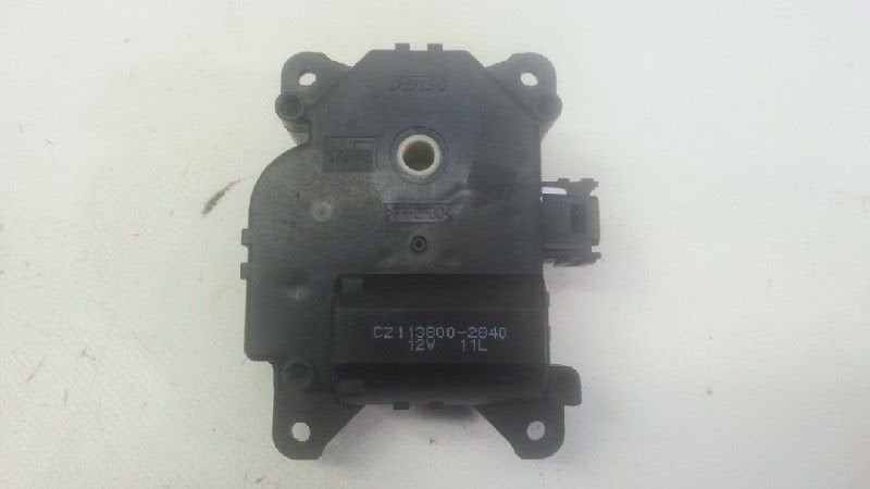ACTIONNEUR MOTEUR VOLET CHAUFFAGE Mitsubishi Colt (Z2 / Z3), Utilisé, Mitsubishi