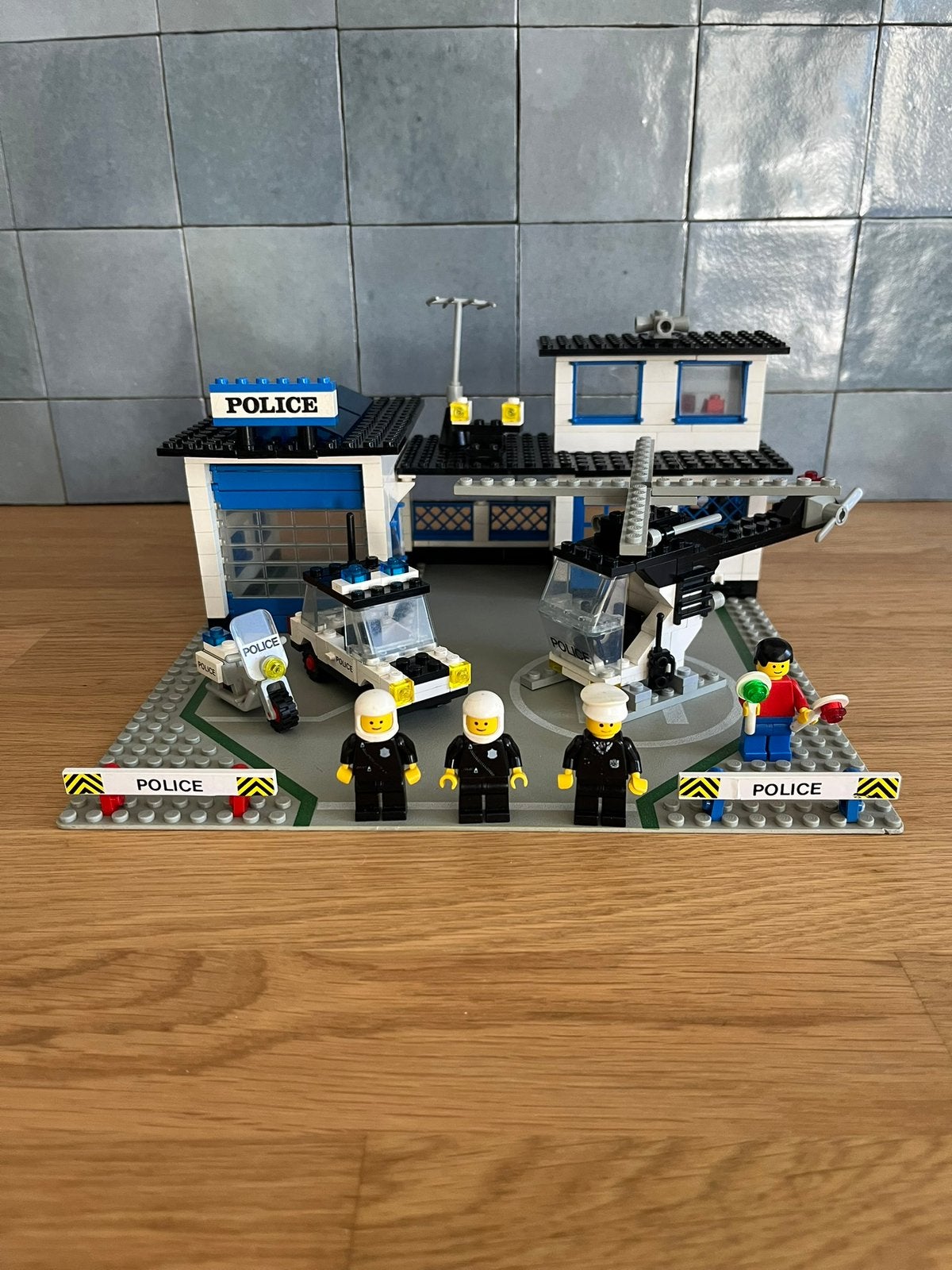 Legoland Années 80 - poste de police - 6384, City, Enlèvement ou Envoi, Lego, Ensemble complet