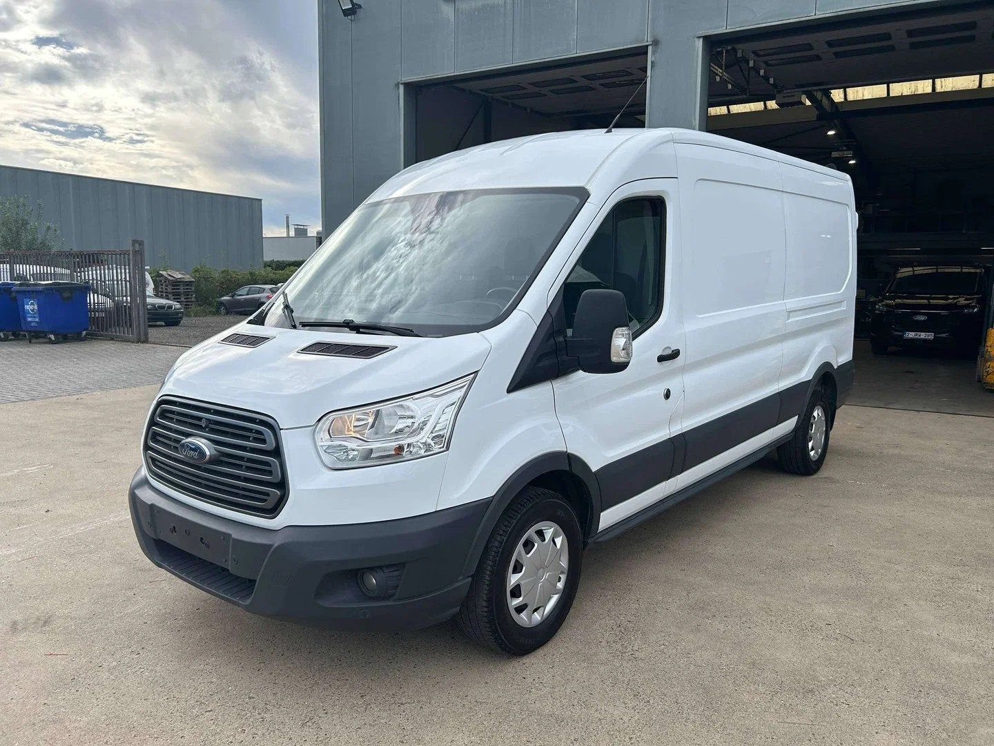 Ford Transit 2.0 TDCi L2H2 Ambiente lengte 2 hoogte 2 zie fo, Auto's, Stof, Gebruikt, 4 cilinders, https://public.car-pass.be/vhr/3a1e27f4-d875-4fb7-b554-ffdb75e4322f