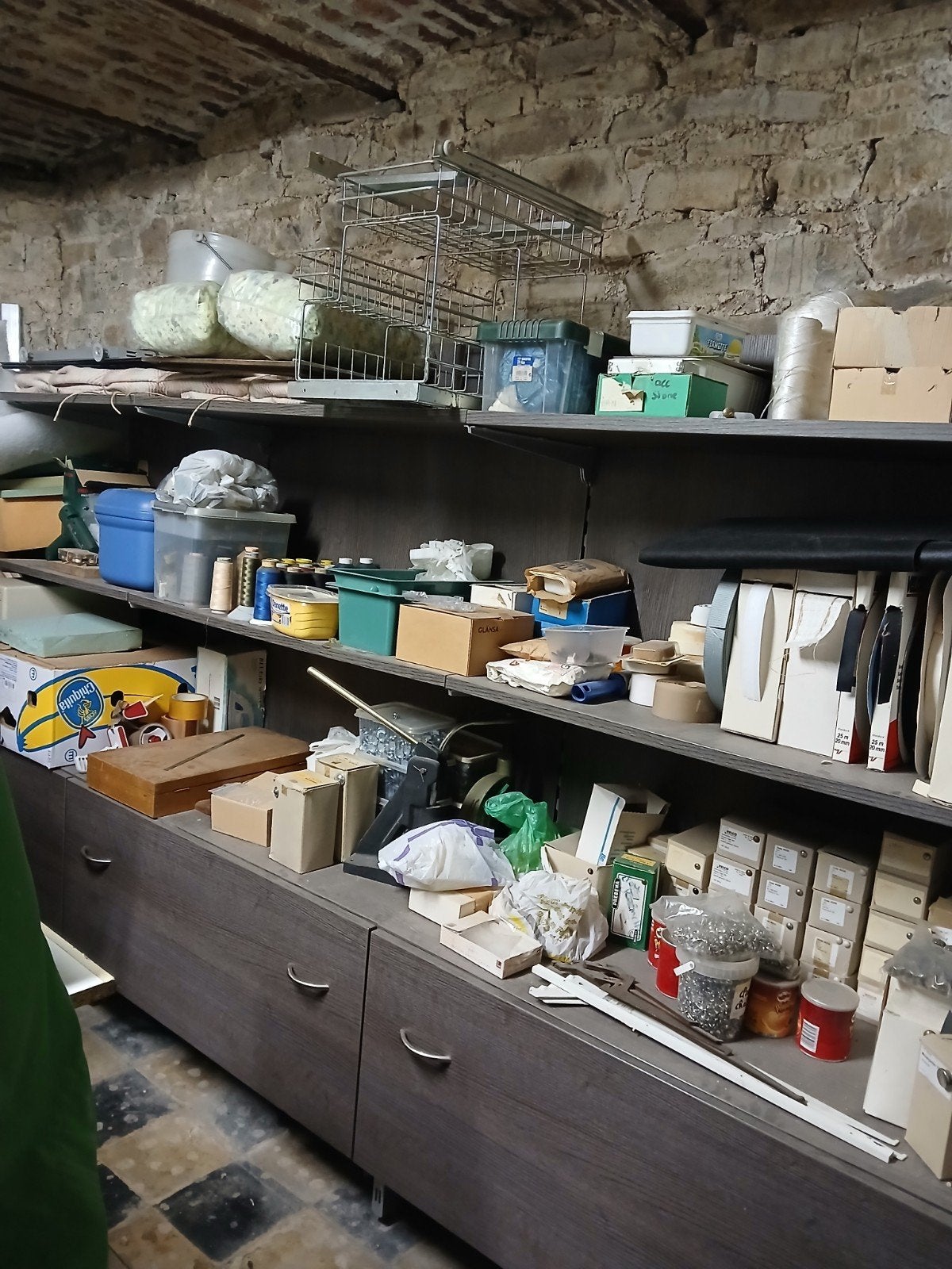 Étagères mallentjer, Articles professionnels