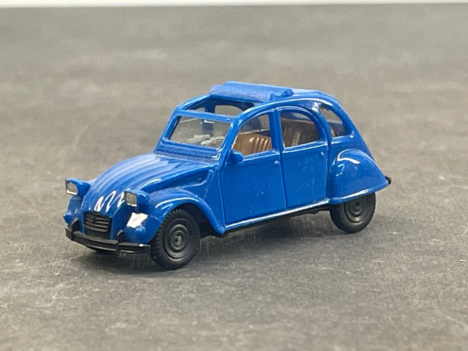 Herpa Citroen 2cv Geit / Eend blauw 1:87, Ophalen of Verzenden, Zo goed als nieuw, Auto, Herpa