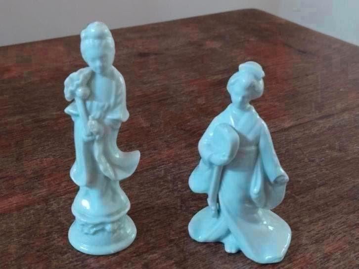 2 beeldjes Oosterse vrouwen, Ophalen of Verzenden