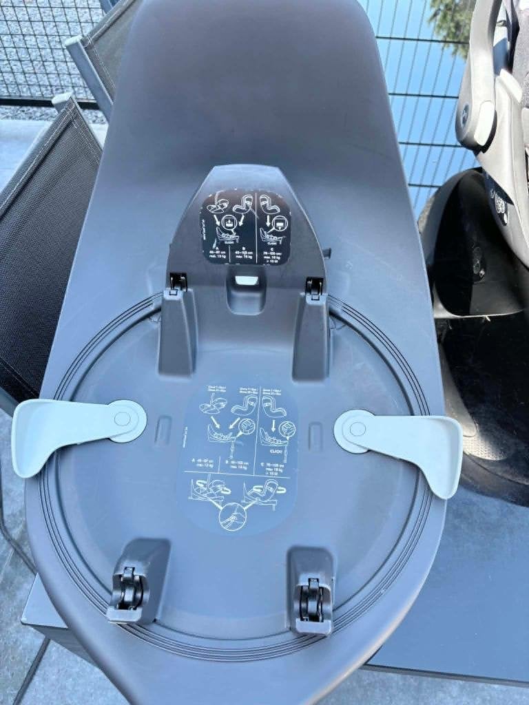 Complete babyuitzet Cybex BabyBjörn Babymoov Little Dutch, Ophalen, Zo goed als nieuw