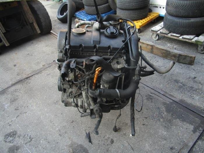 Moteur d'un Volkswagen Passat, Volkswagen, -, 3 mois de garantie, Utilisé