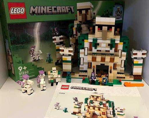 LEGO Minecraft - Het ijzergolemfort - 21250, Kinderen en Baby's, Speelgoed | Duplo en Lego, Zo goed als nieuw, Lego, Complete set