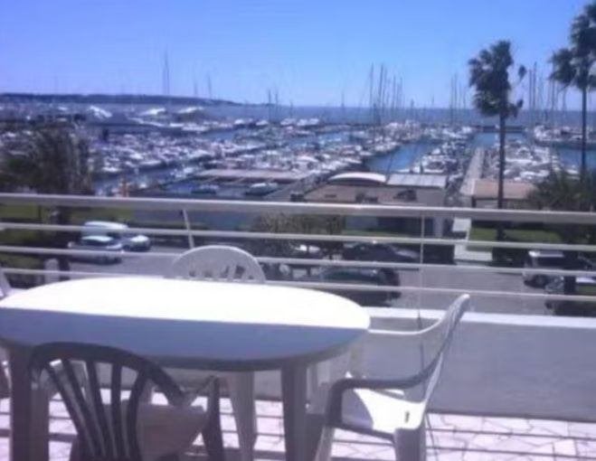 Golfe Juan appartement en front de mer, Propriétaire, Ville, Internet, 1 chambre