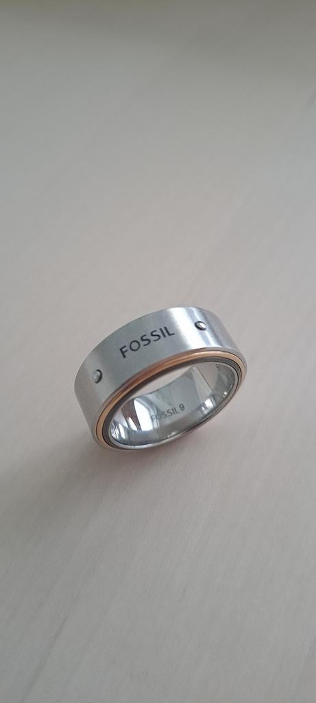 Bague fossil acier couleur dégradé neuf original a saisir ↙️, Ophalen, 20 of groter, IJzer of Staal, Heer