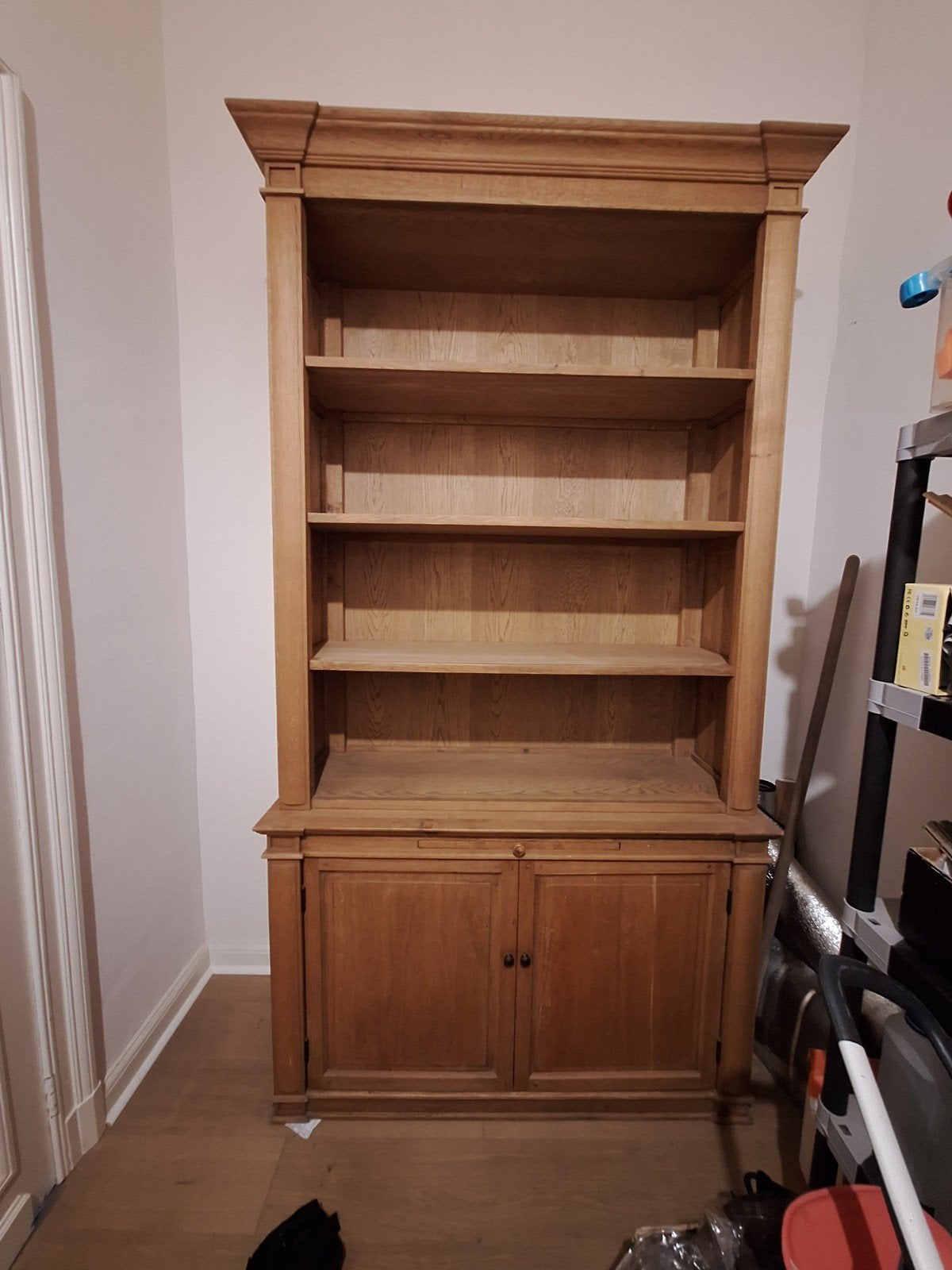 bruine eiken boeken kast 240x125x46cm., Avec porte(s), 25 à 50 cm, Comme neuf, 100 à 150 cm