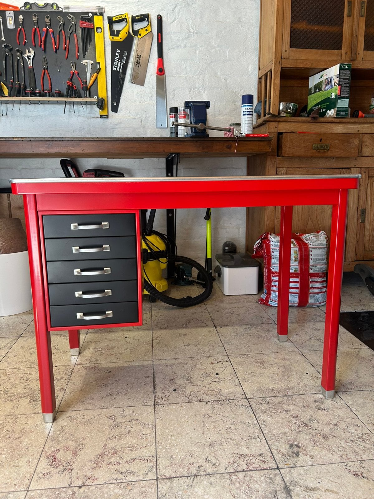 Vintage metalen kinder bureau, Huis en Inrichting, Vintage, Ophalen, Zo goed als nieuw, Grijs