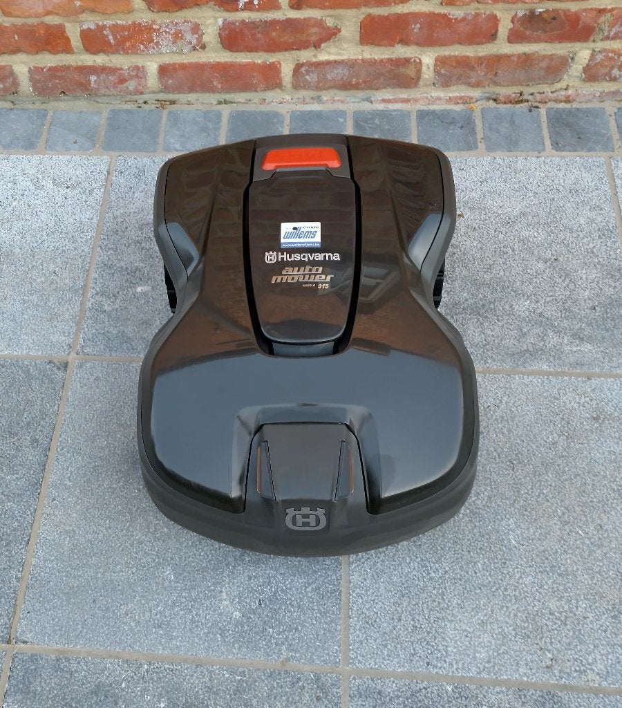 Robot tondeuse Husqvarna automower 315 mark II, Tuin en Terras, Robotmaaiers, Ophalen, Gebruikt, Bestuurbaar via app, 20 tot 25 cm