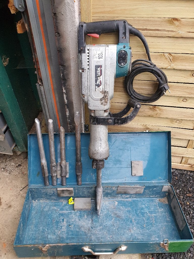 Makita HM1304 30mm HEX zwaar Breekhamer in koffer - 1500W, Doe-het-zelf en Bouw, Gereedschap | Boormachines, Ophalen, 600 watt of meer