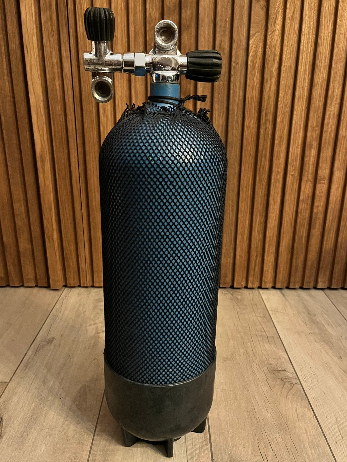 Duikfles dubbele kraan 10 liter 232 bar gekeurd, Watersport en Boten, Ophalen, Gebruikt, Duikfles