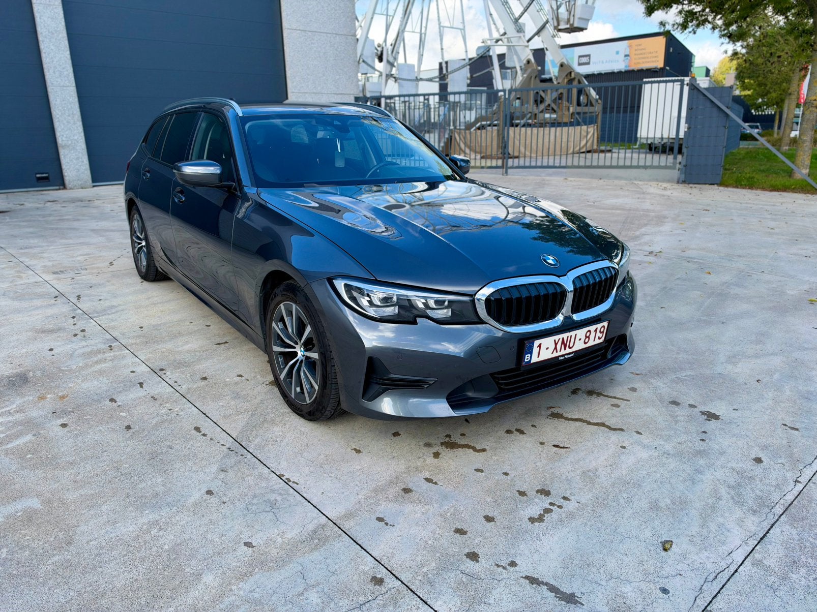 BMW 318d 2021, Auto's, 4 deurs, Achterwielaandrijving, Parkeerassistent, Leder