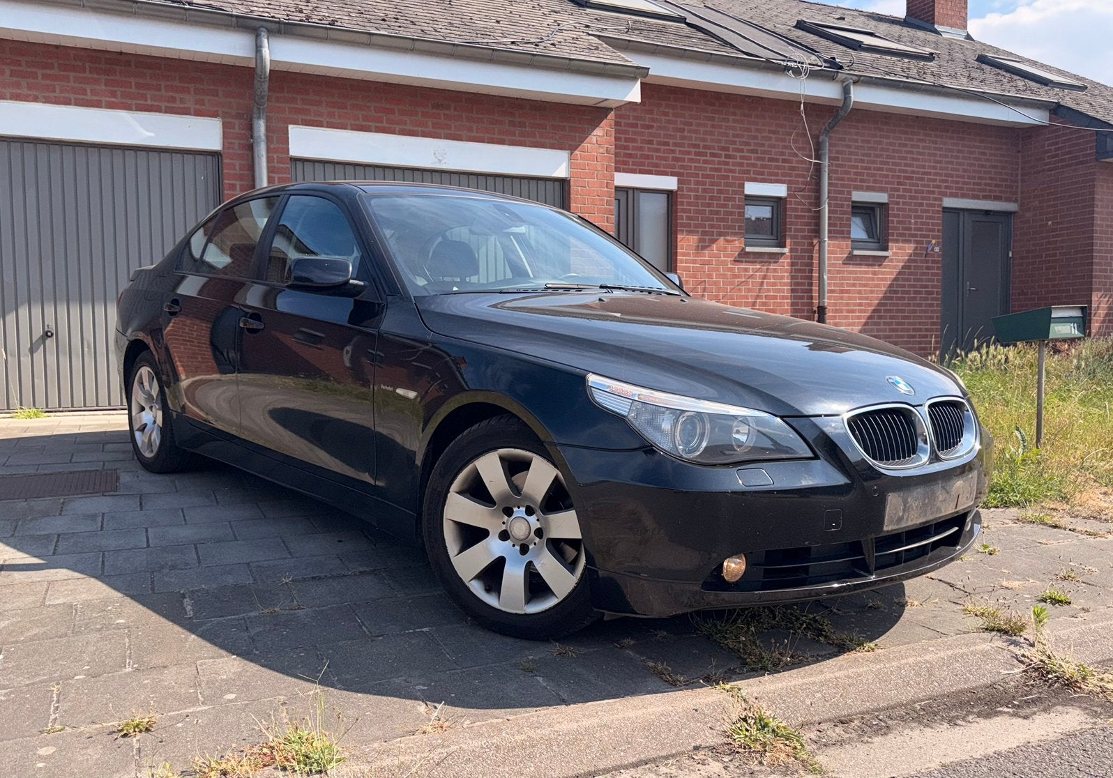 Bmw 520d e60 premier propriétaire, Autos, BMW, Particulier, Série 5, Sièges électriques, Diesel, Berline, 5 portes, Automatique