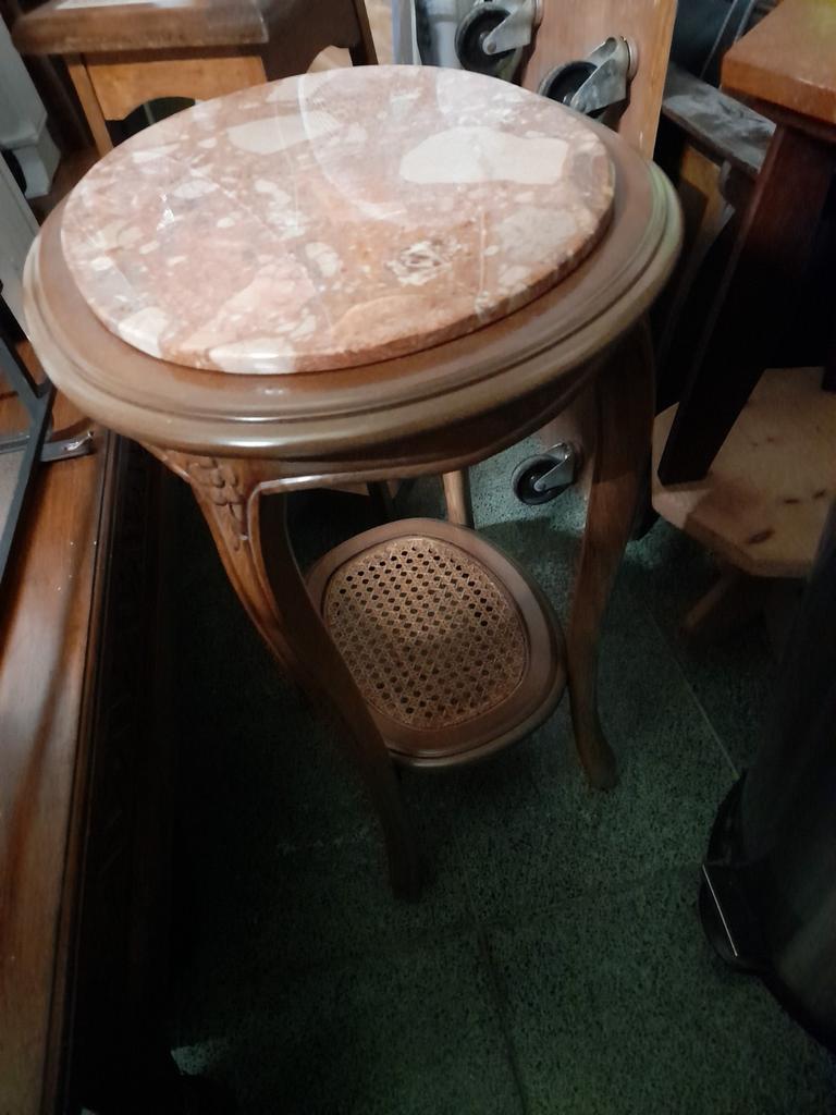 Mooi tafeltje met marmer blad, Antiek en Kunst, Ophalen