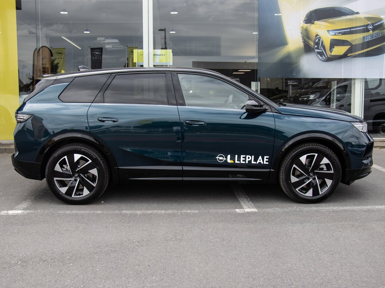 Opel Grandland Ultimate Electric 73 kWh direct 213pk, Autos, Opel, Euro 6, 0 kg, Noir, 5 places