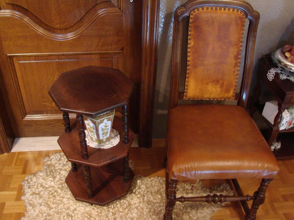 antiek: 4 eiken stoelen met leder met gratis tafel, Ophalen
