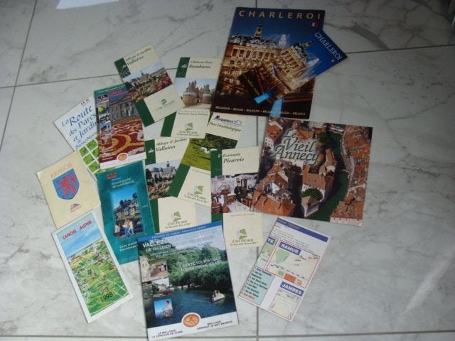 Lot 15 anciennes cartes touristique, paysages, monuments, Livres, Enlèvement, Comme neuf, France, Carte géographique